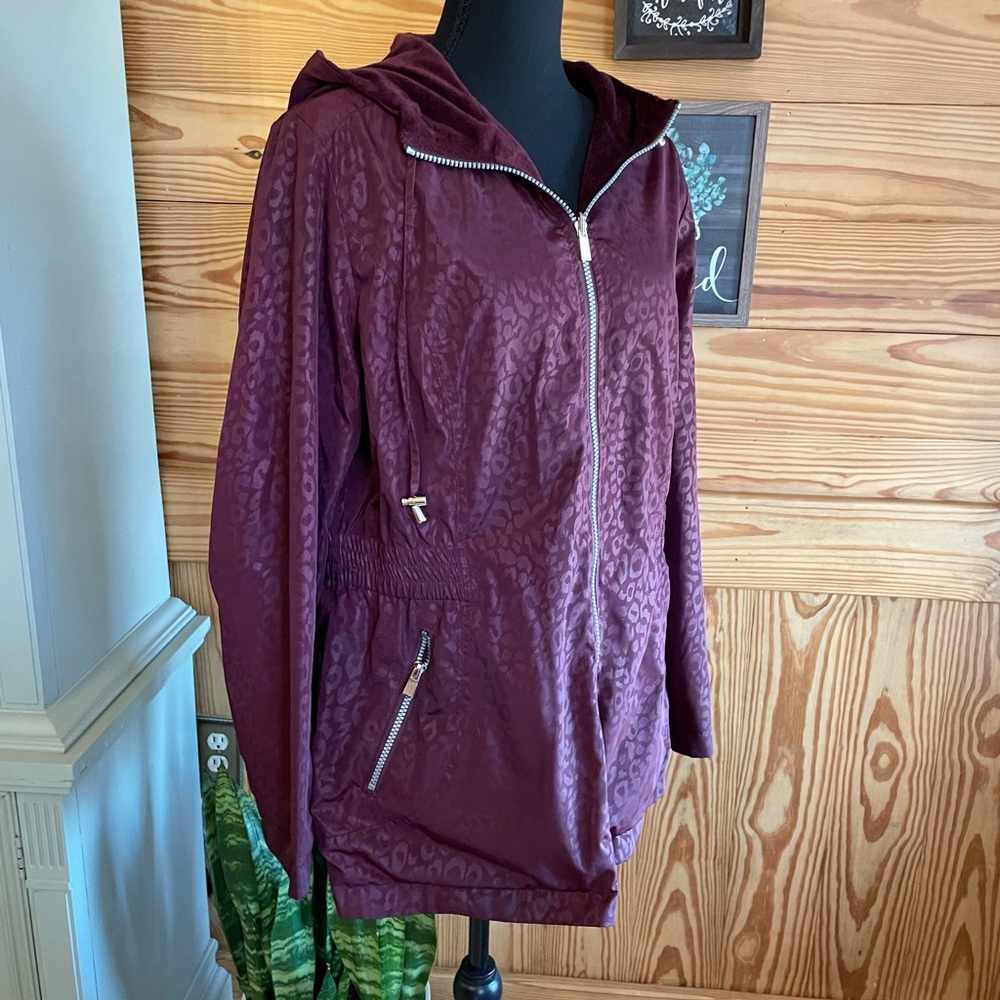 Wind/Rain Reversible Jacket Measures Size Medium. - image 3